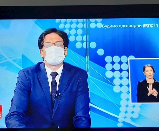 Zamaglile su mu se naočale... :D