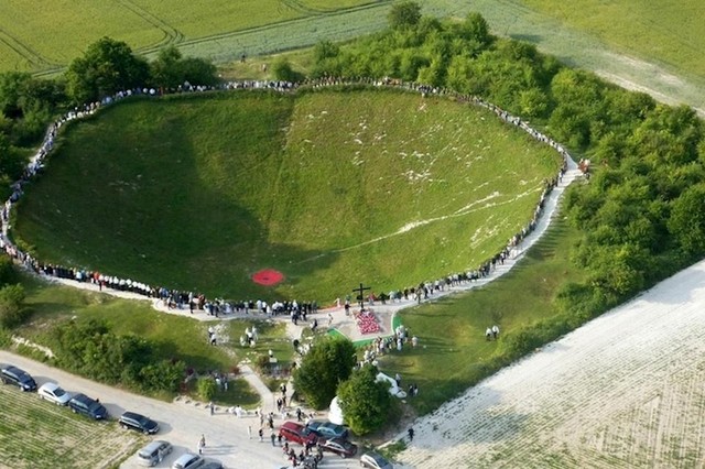 Krater bombe iz Prvog svjetskog rata u La Boisselle u Francuskoj