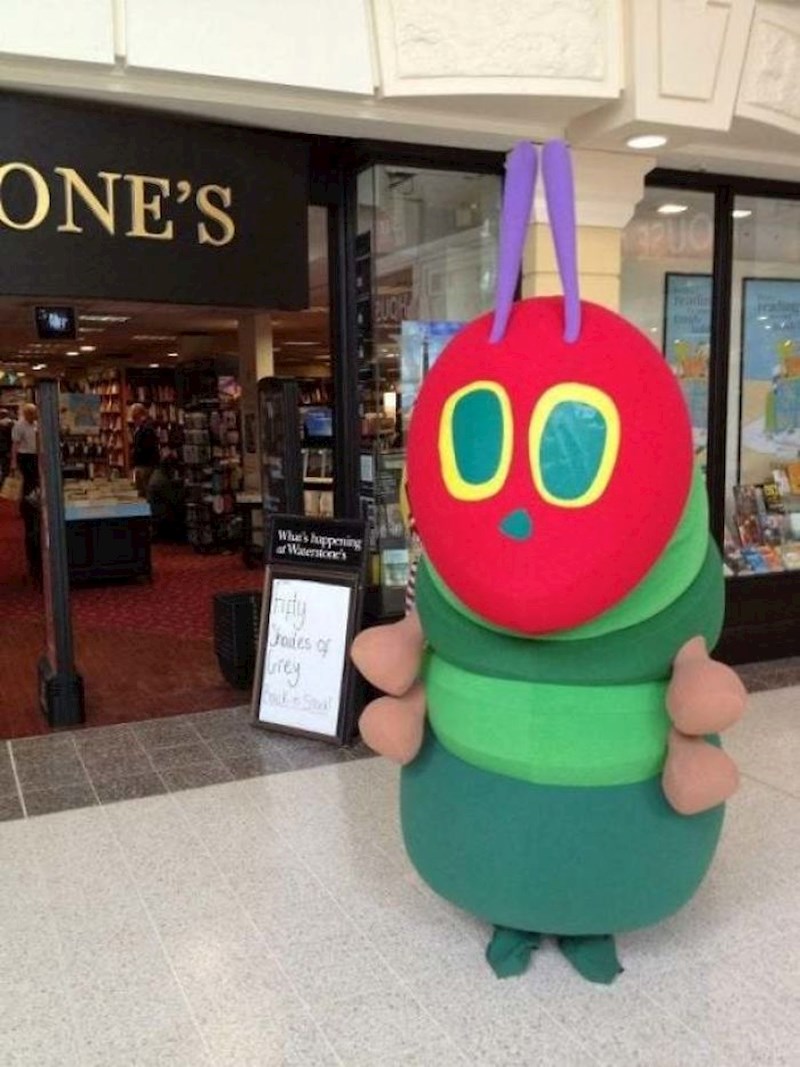 "Ovo je moja cura morala nositi na poslu. Od tog dana ju još više volim"