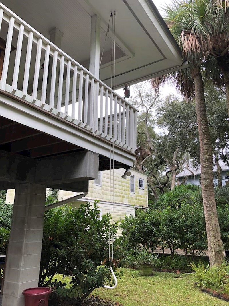 Ovi ljudi imaju dizalo za namirnice iz dućana kako ih ne bi morali nositi u kuću