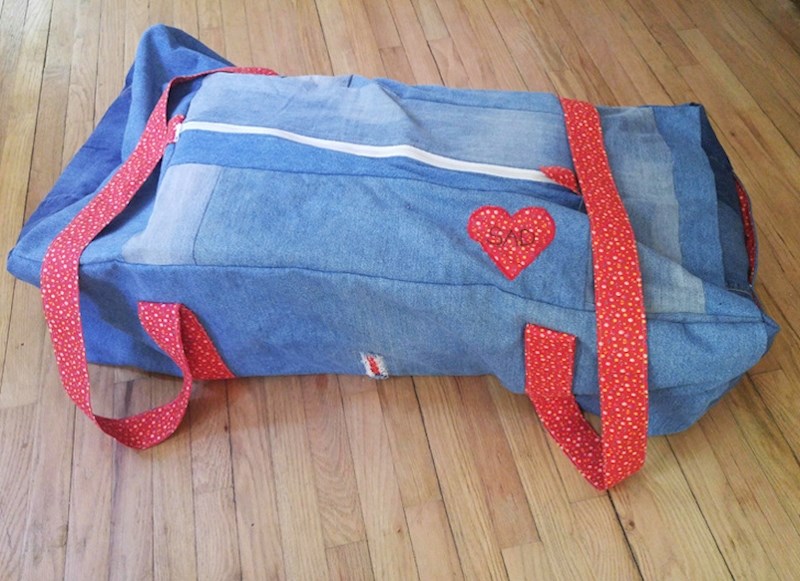 Torba od starih traperica