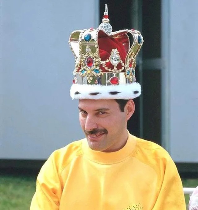 Freddie Mercury, 1990. godine