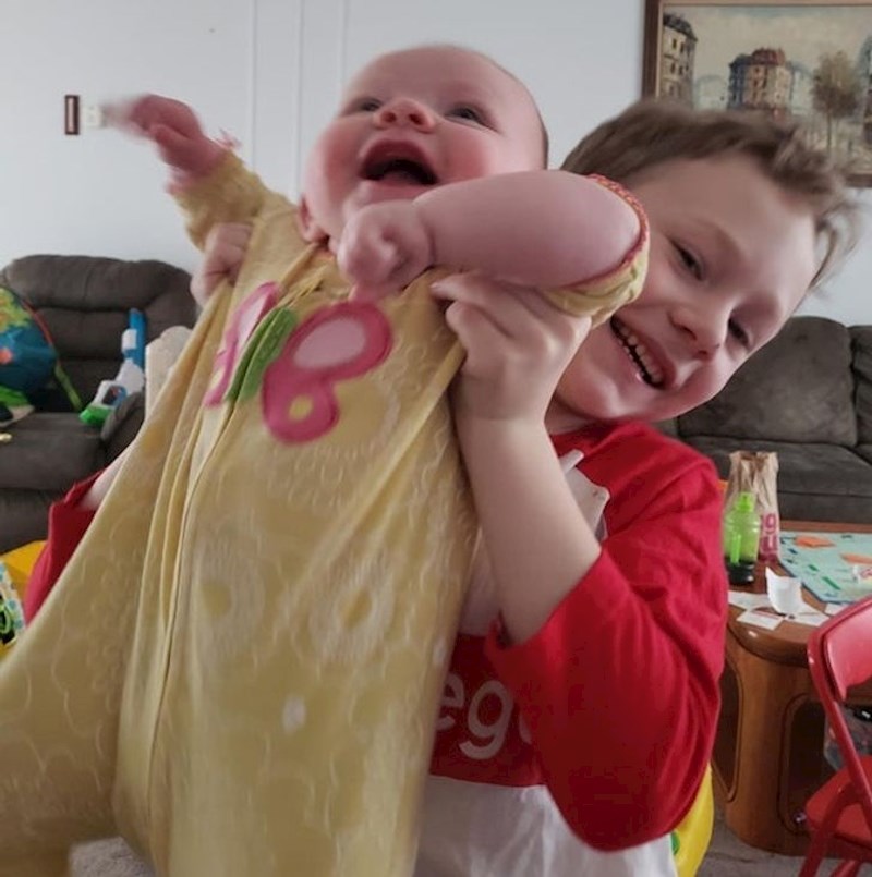 "Moj šestogodišnjak me pitao može li s bratom rekreirati scenu iz Kralja Lavova"