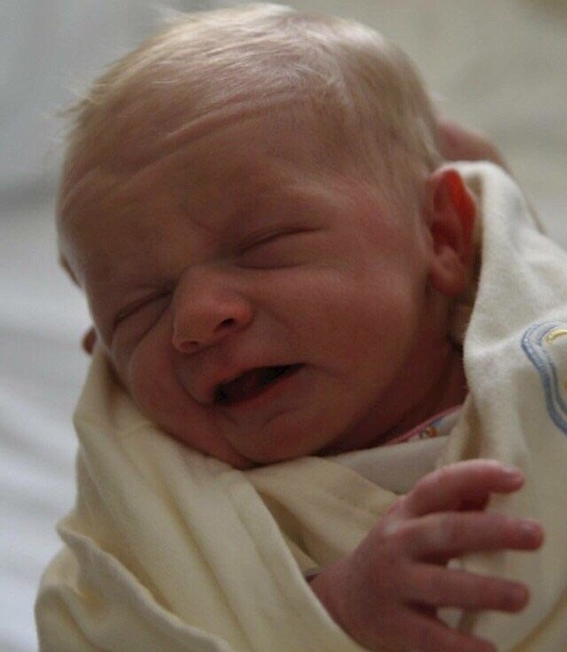 Tek se rodio a već je umoran od života :)