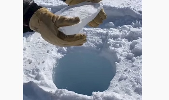 Bacili su komad leda u rupu na Antarktiku, zvuk koji je led proizveo zvuči kao nešto iz crtića