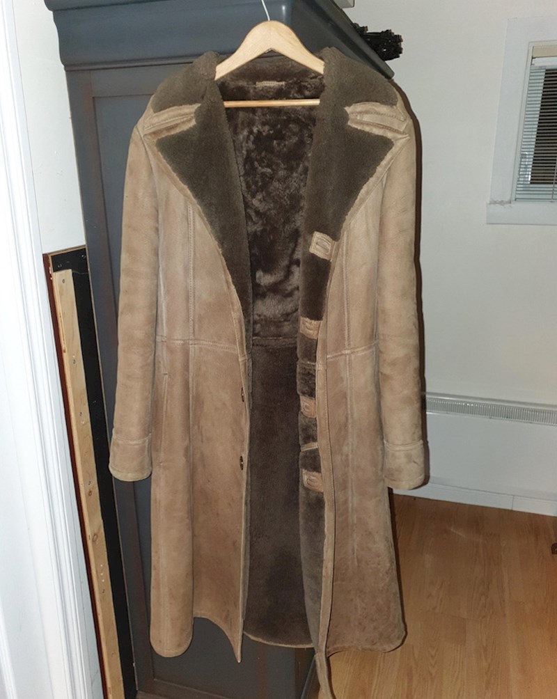 "Za Božić mi je djed poklonio svoj kaput od ovčje kože koji je nosio u svojim 20-ima. Sad mu je 70 godina"