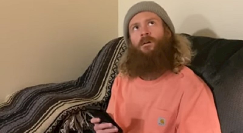 Susjedi iznad vas često stvaraju buku? Pogledajte kako su to riješila ova dva lika