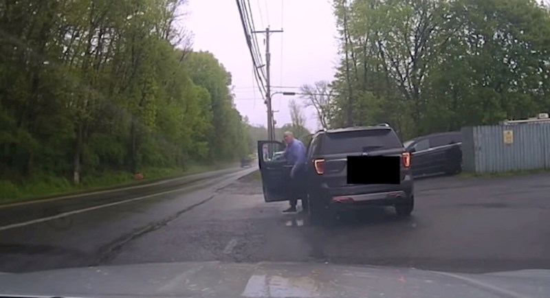 Kamera je snimila suca kako iskorištava svoj položaj kada ga je zaustavila policija