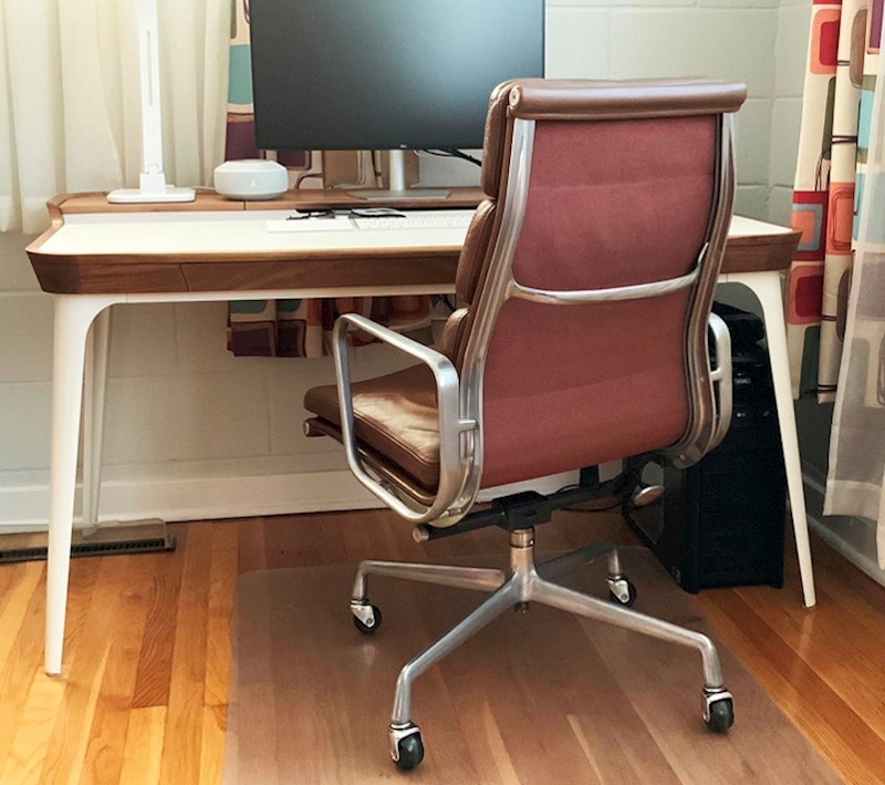 "Moja stolica stara 50 godina. Pretpostavljam da je nadživjela izvornog vlasnika"