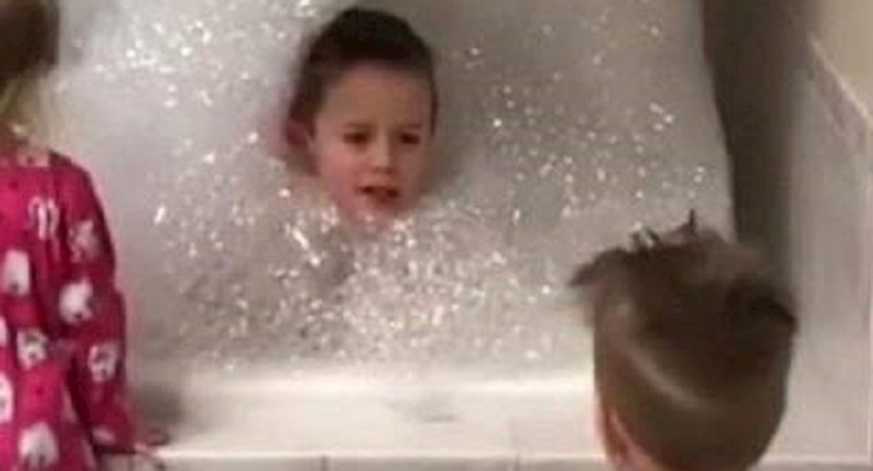 Mama je ostavila djecu na samo 5 minuta, nije mogla vjerovati što ju je dočekalo