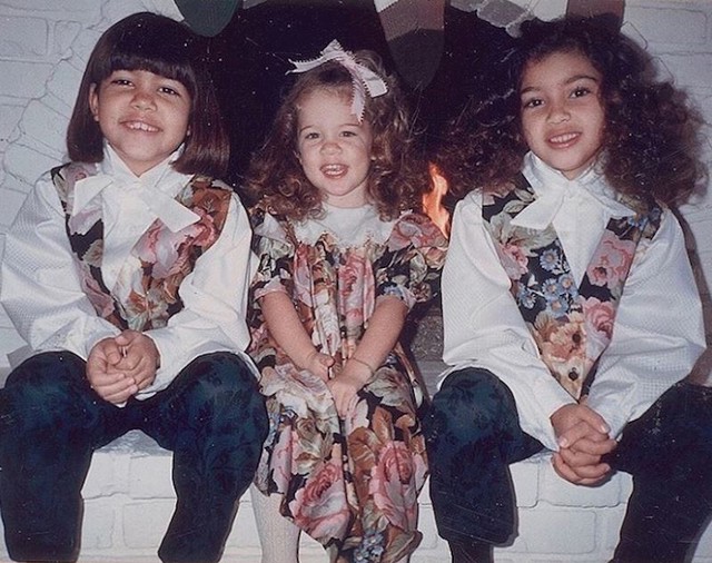 Kim Kardashian sa sestrama Khloe i Kourtney, 1980-ih