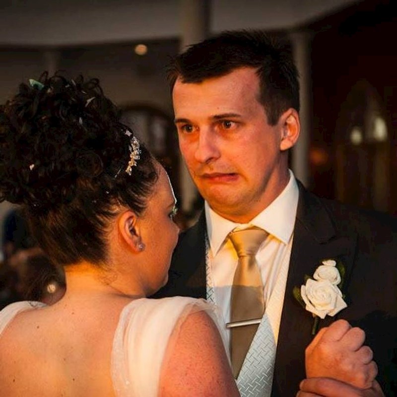 "Stao sam joj na haljinu..."