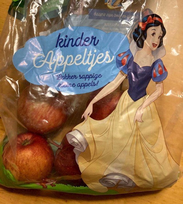 Pakiranje jabuka s likom iz bajke koji se otrovao jabukama :/