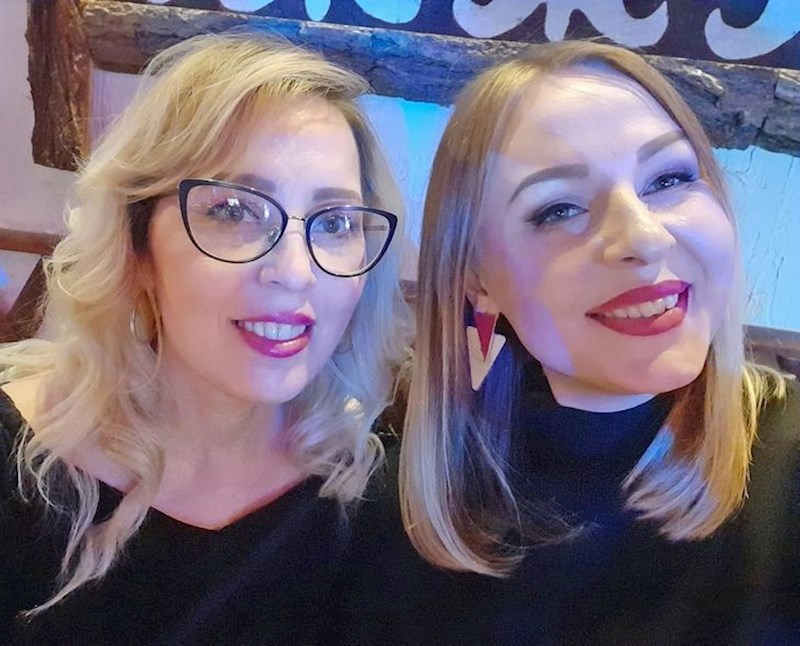 "Ja (lijevo) i moja kćer. Imam 48 godina"