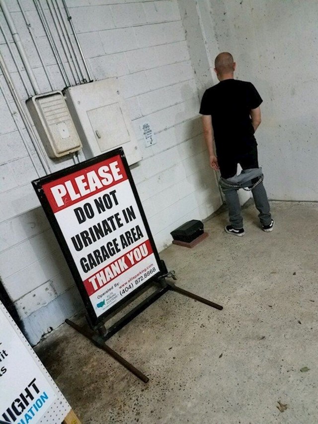 Molim da ne mokrite u garaži, hvala!