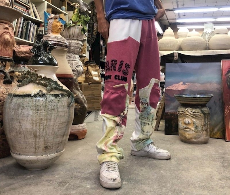 "Napravio sam ove hlače od starih majica"