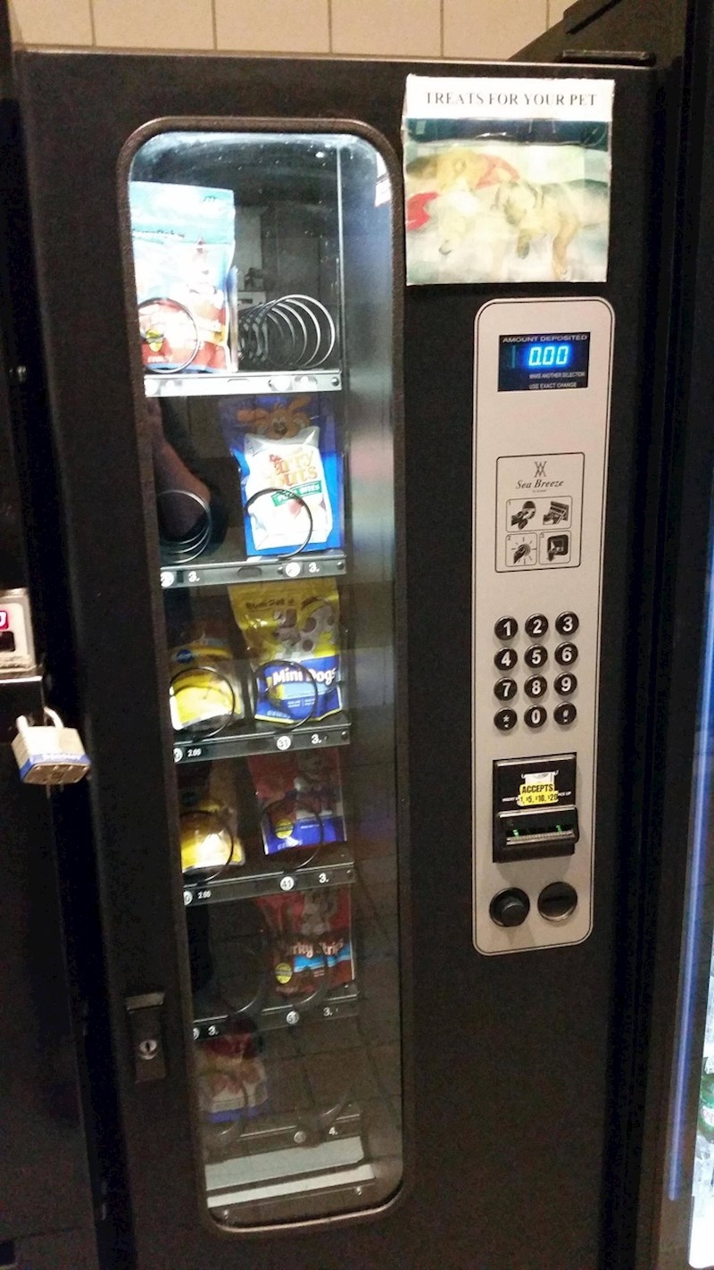 Automat za pseću hranu