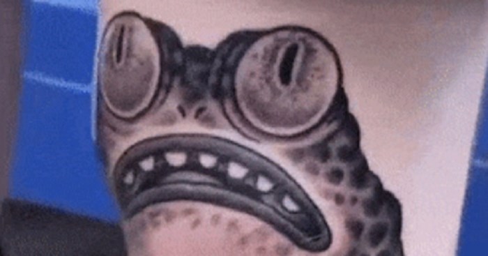 Je li ovo najbizarnija tetovaža ikad? Lik je istetovirao žabe, ali ovo nije obična tetovaža