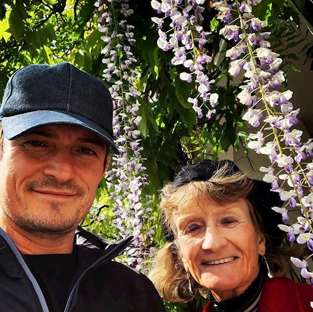 Sonia Copeland, mama Orlanda Blooma