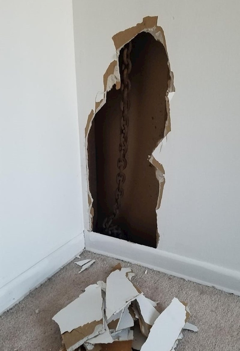 "Pronašao sam lanac u zidu moje kuće iz 1930-ih godina"