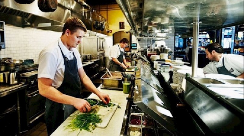 "Odustala je nakon jedne smjene" - Osoba zaposlena u uredu ostala je zgrožena količinom posla u restoranu