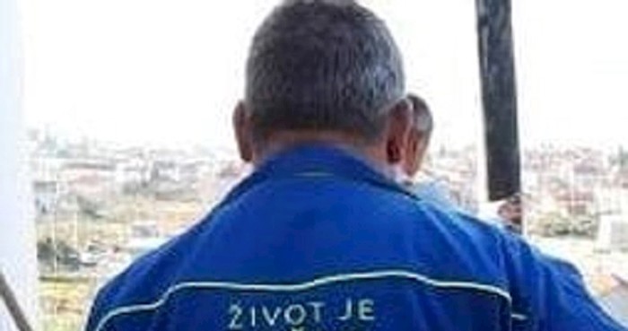 Natpis na leđima ovog Dalmatinca nasmijao je sve na baušteli