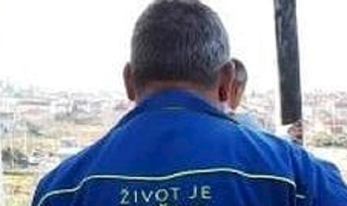 Natpis na leđima ovog Dalmatinca nasmijao je sve na baušteli