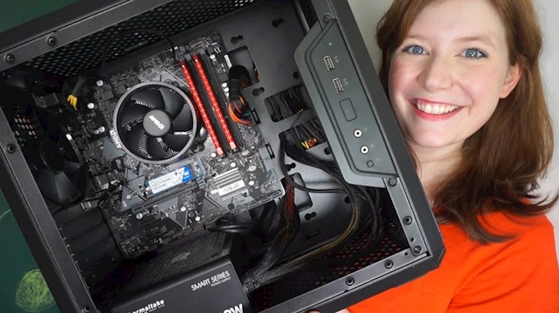 "Sastavila sam svoj prvi kompjuter i jako sam sretna i ponosna!"