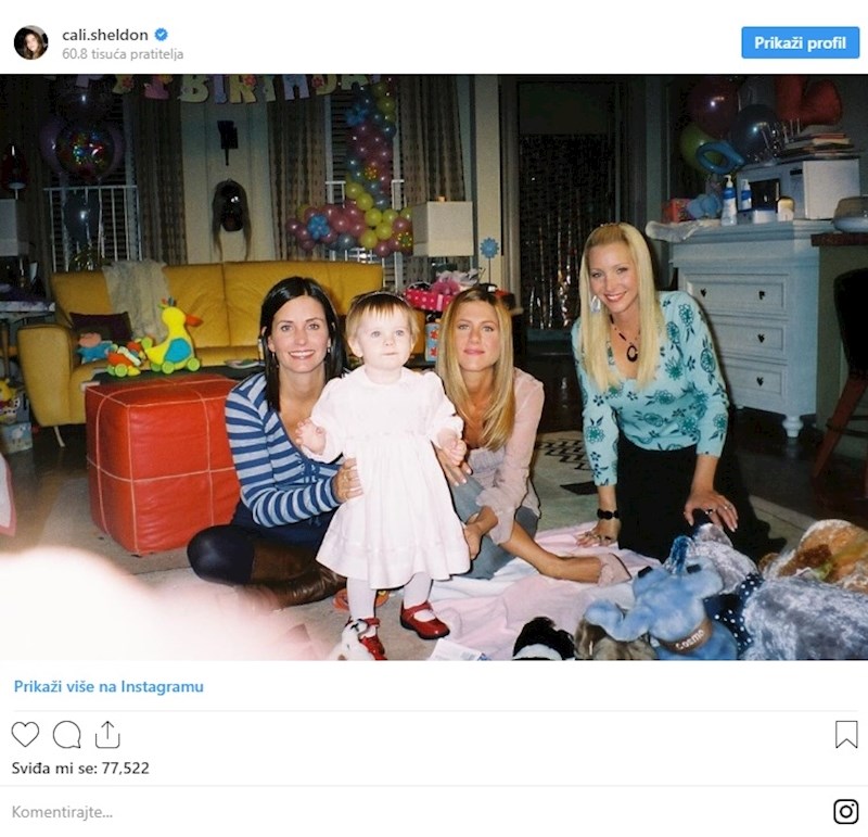 Kako i ovu, kada je Emma napunila godinu dana, a "prijatelji" su joj priredili rođendansku zabavu. Emma je tada zaspala i satima se nije budila