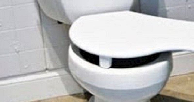 Ljudi se smiju ovom "izumu", ovo je za parove koji imaju zajednički Facebook