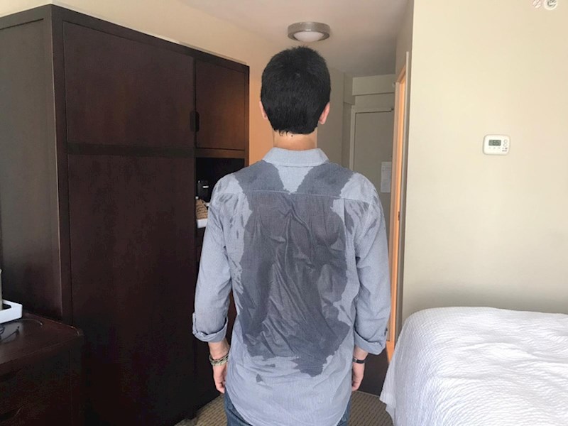 Kad na jako topli dan staviš ruksak na leđa...