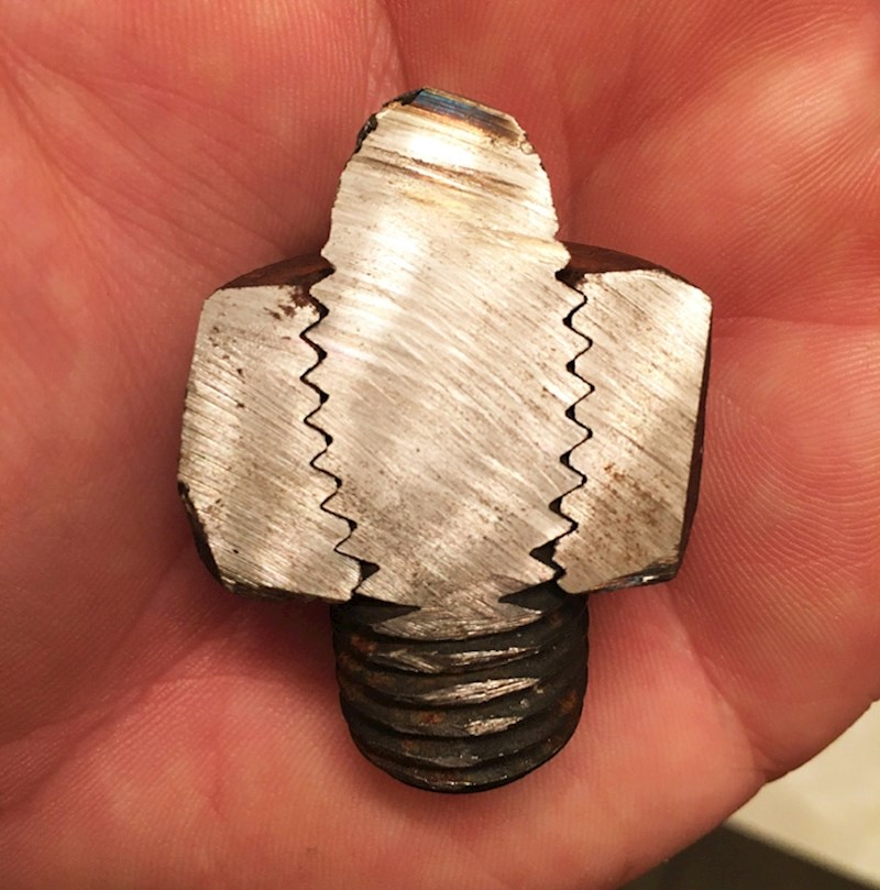 Prerezani matica i vijak...