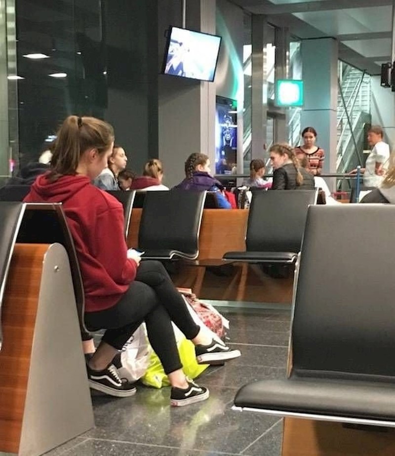 Koliko ona nogu ima?