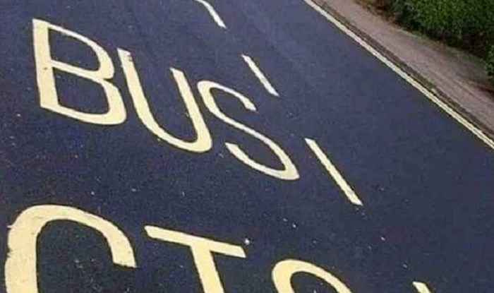 Radnici su zaboravili nacrtati slovo na znaku stop pa su se ljudi snašli na neočekivan način