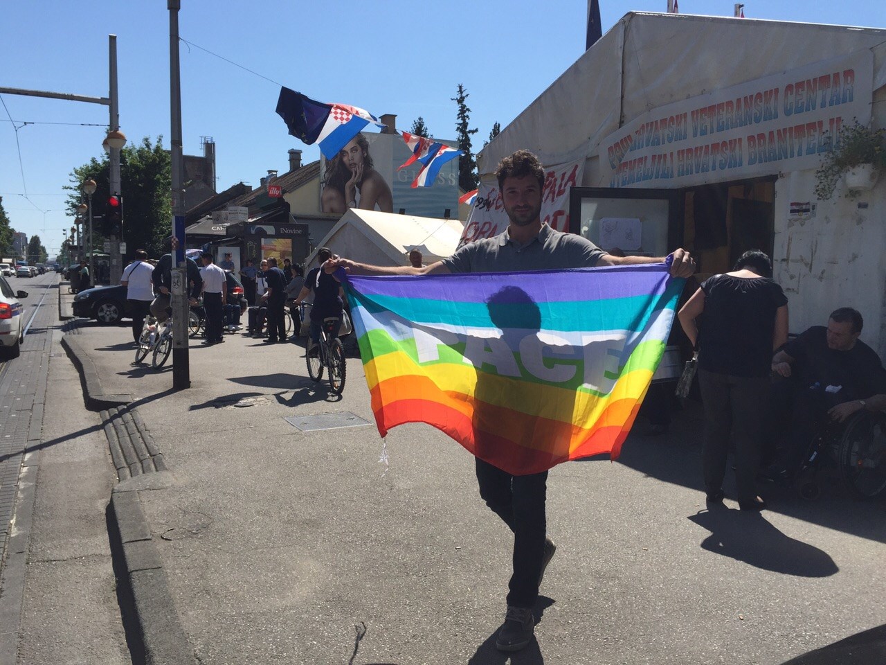 Poruka mira u Savskoj 66