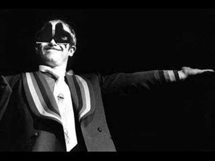 Elton John - Conquer The Sun - Rare B-Side 1980