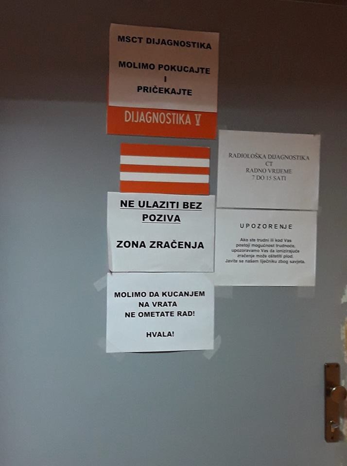 Pokucati ili ne: Pacijenti su ostali zbunjeni kad su vidjeli obavijesti na ovim vratima