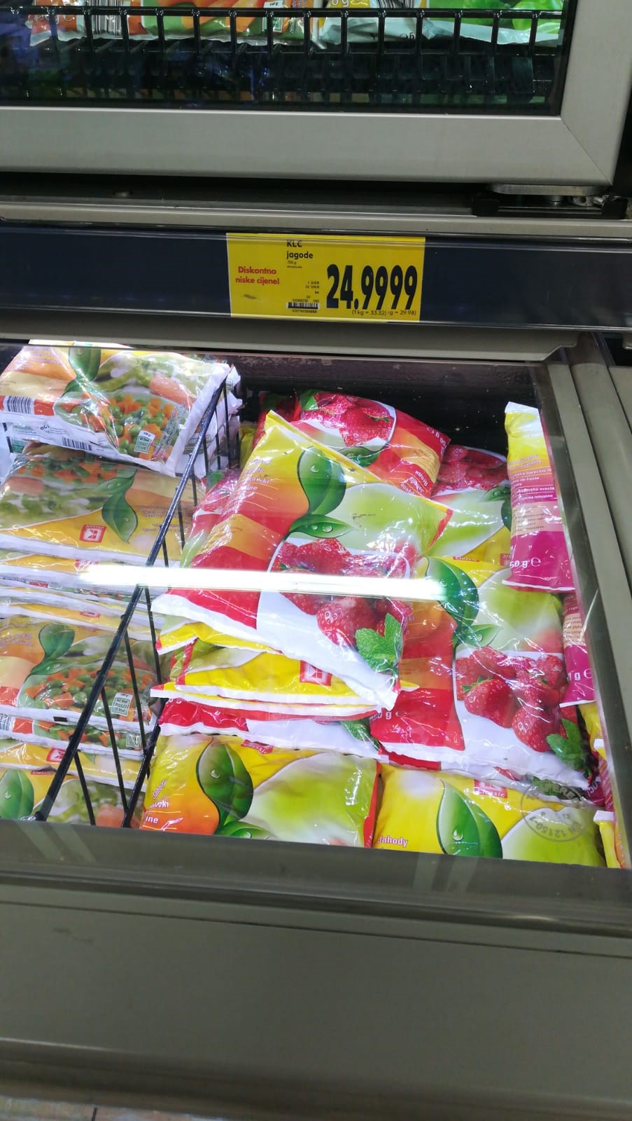 Supermarket na trenutak zabrinuo kupce: "Ovo si mogu priuštiti samo najvećih bogataši!"