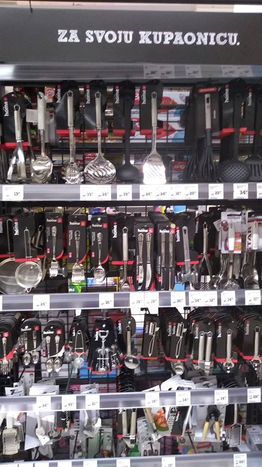 Kupce je u na jednom odjelu Konzuma dočekao zbunjujući natpis