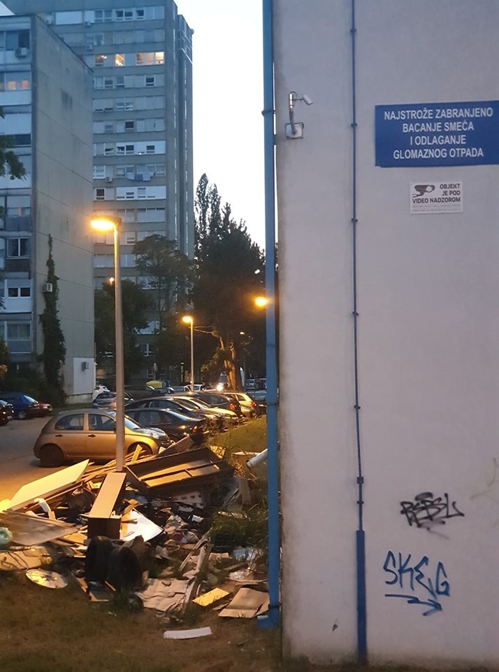 Uobičajena slika iz Hrvatske: Grad je postavio važnu obavijest, pogledajte kako su građani uzvratili