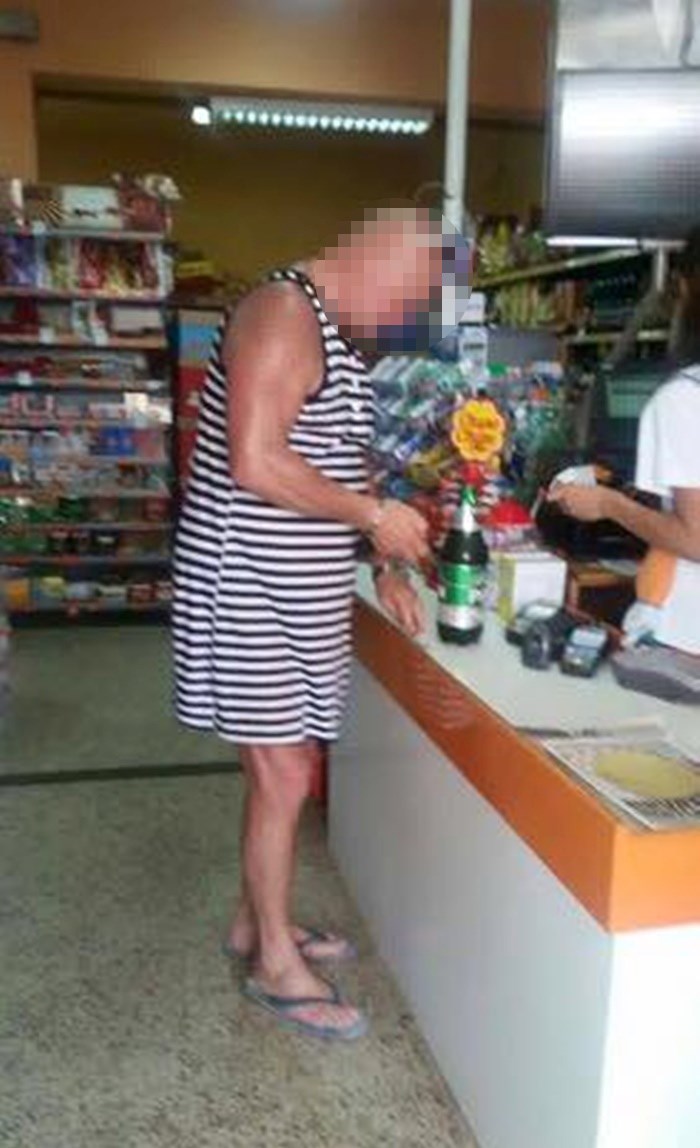 Ljudi su čudno gledali kad se ovaj čovjek pojavio u dućanu, pogledajte u čemu je došao