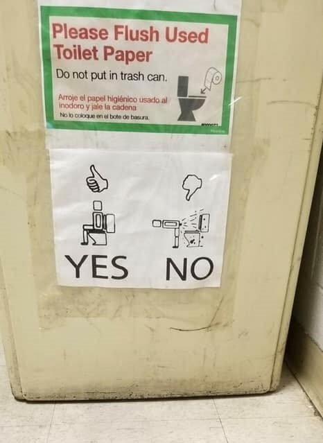 U javnom WC-u su postavili "upute za korištenje", gosti su plakali od smijeha kad su vidjeli sliku na dnu