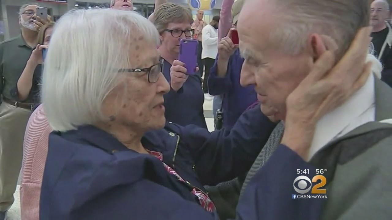 93-godišnja baka je odrasla u sirotištu, no na kraju je s unukom saznala istinu o svojoj obitelji