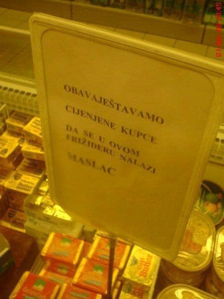 Kupci u supermarketu naišli na čudnu i pomalo beskorisnu obavijest