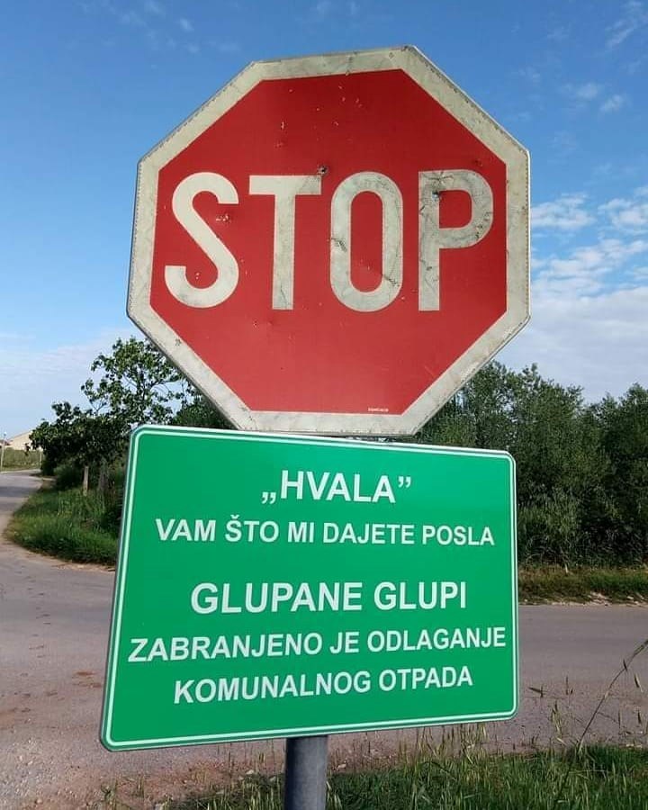 Muškarac iz Biograda zahvalio se ljudima koji bacaju smeće u prirodi, posvetio im je ovu tablu