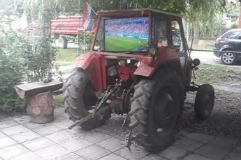 Nećete vjerovati gdje je ekipa iz Slavonije ugradila TV kako bi mogli gledati utakmicu Hrvatske