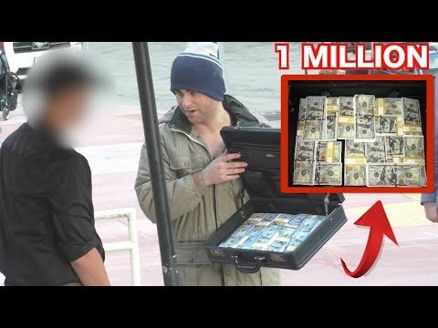 Bogataš se obukao u beskućnika pa pokušao ući u ekskluzivni restoran, reakcija konobara ga nije iznenadila