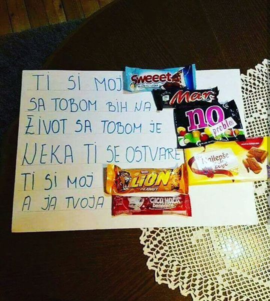 Dečka je na stolu dočekala najslađa poruka ikad