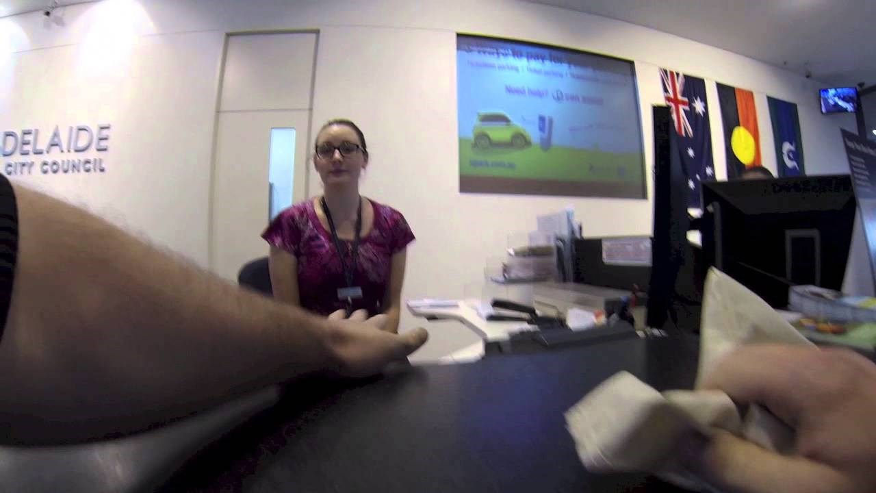 VIDEO Muškarca razljutila kazna za krivo parkiranje, smislio je osvetu i snimio što se dogodilo