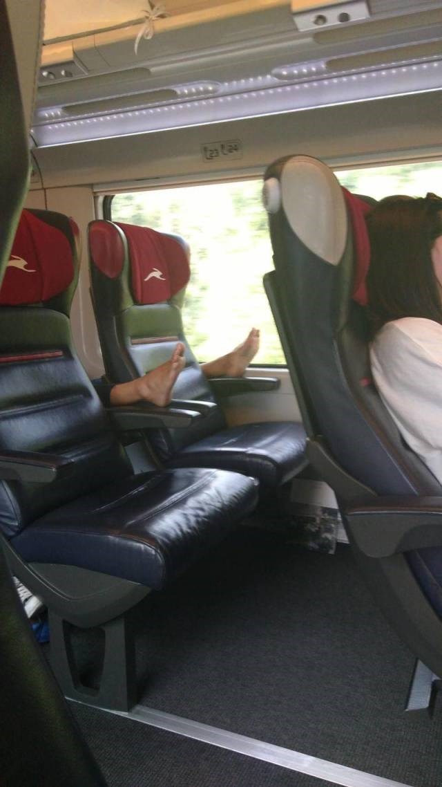 Nije teško pogoditi zbog čega nitko od putnika nije htio sjesti na ova mjesta